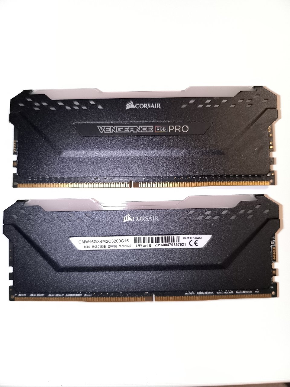 Corsair Vengeance RGB PRO 16Gb (2x8Gb) DDR4 3200MHz